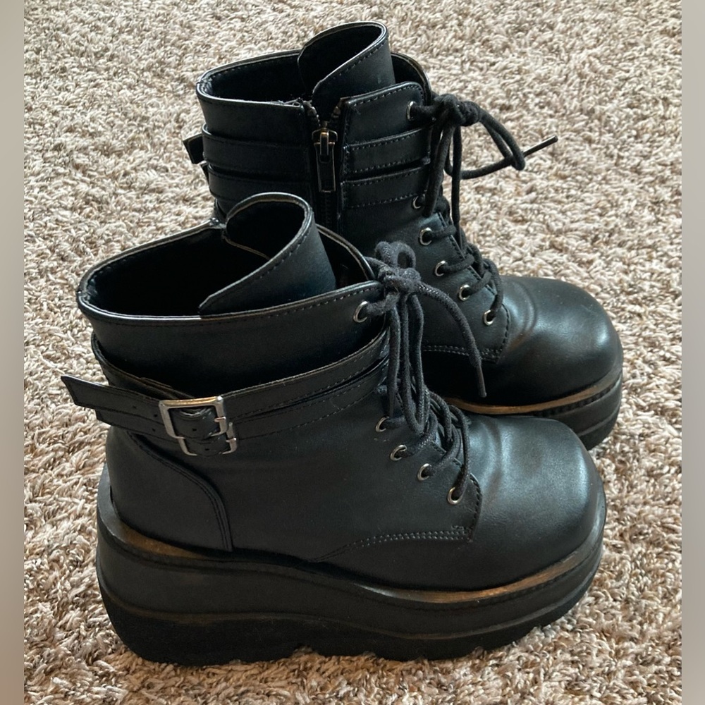 Demonia Shaker-52 Black Vegan Leather Platform Boots Chunky Combat Heeled